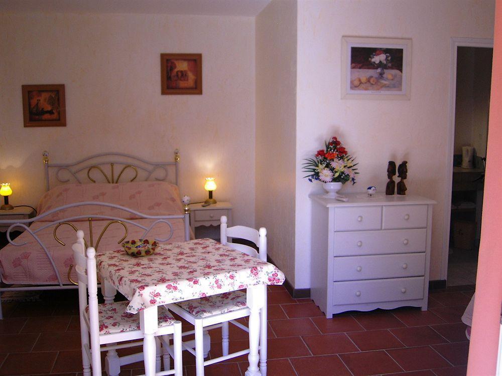 Mas Aurelia B&B Frejus Ngoại thất bức ảnh
